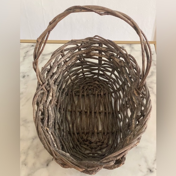 Vintage Large Wooden Woven Willow Twig Basket Primitive - Picture 6 of 17